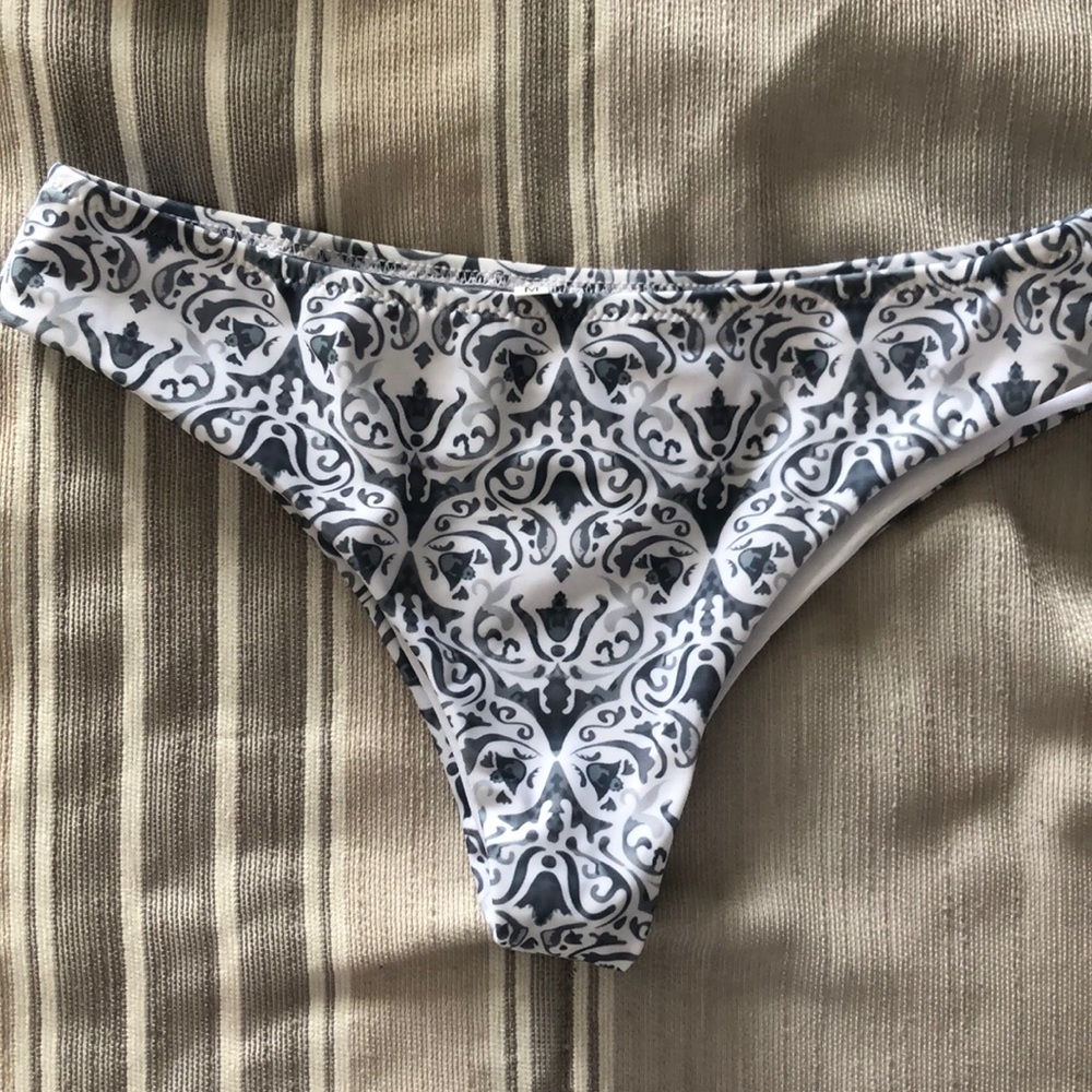 ZAFUL bikini bottoms - BRAND NEW
